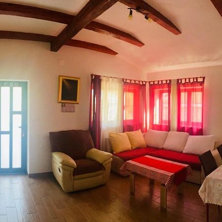 Apartmani Janja Starigrad Paklenica Exteriér fotografie