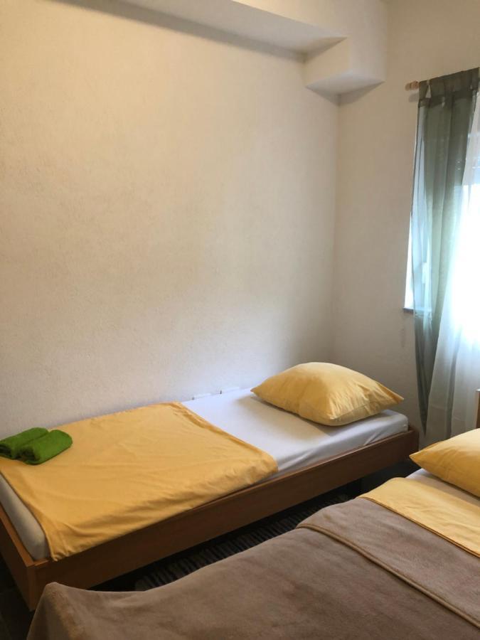 Apartmani Janja Starigrad Paklenica Exteriér fotografie