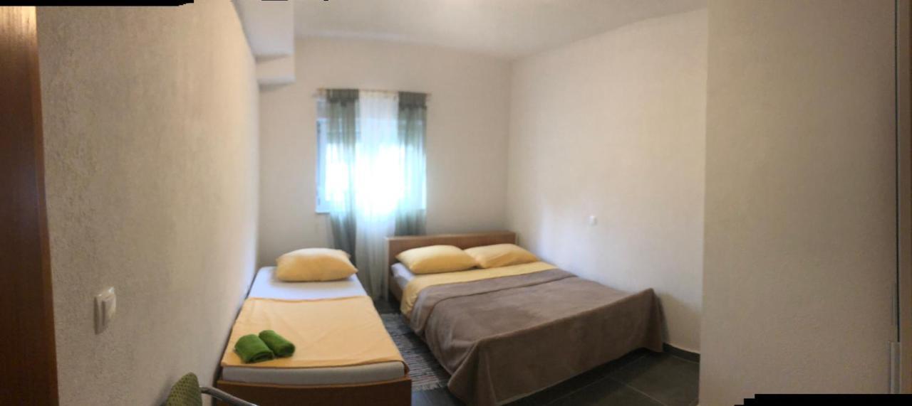 Apartmani Janja Starigrad Paklenica Exteriér fotografie